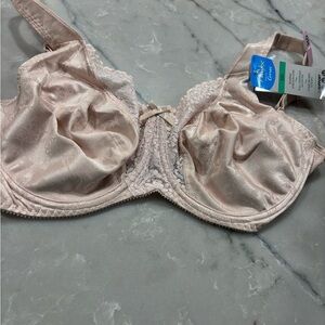 Playtex Satin Lace Underwire Bra - Light Blush